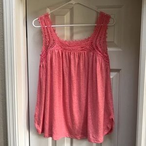 NWTO Gap Coral Lace-Trimmed Tank Top